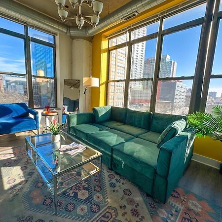 Bright 2Br Luxury Corner Suite With Optional Parking Sleeps 6 Guests Near Mccormick Place And Soldier Field شيكاغو المظهر الخارجي الصورة
